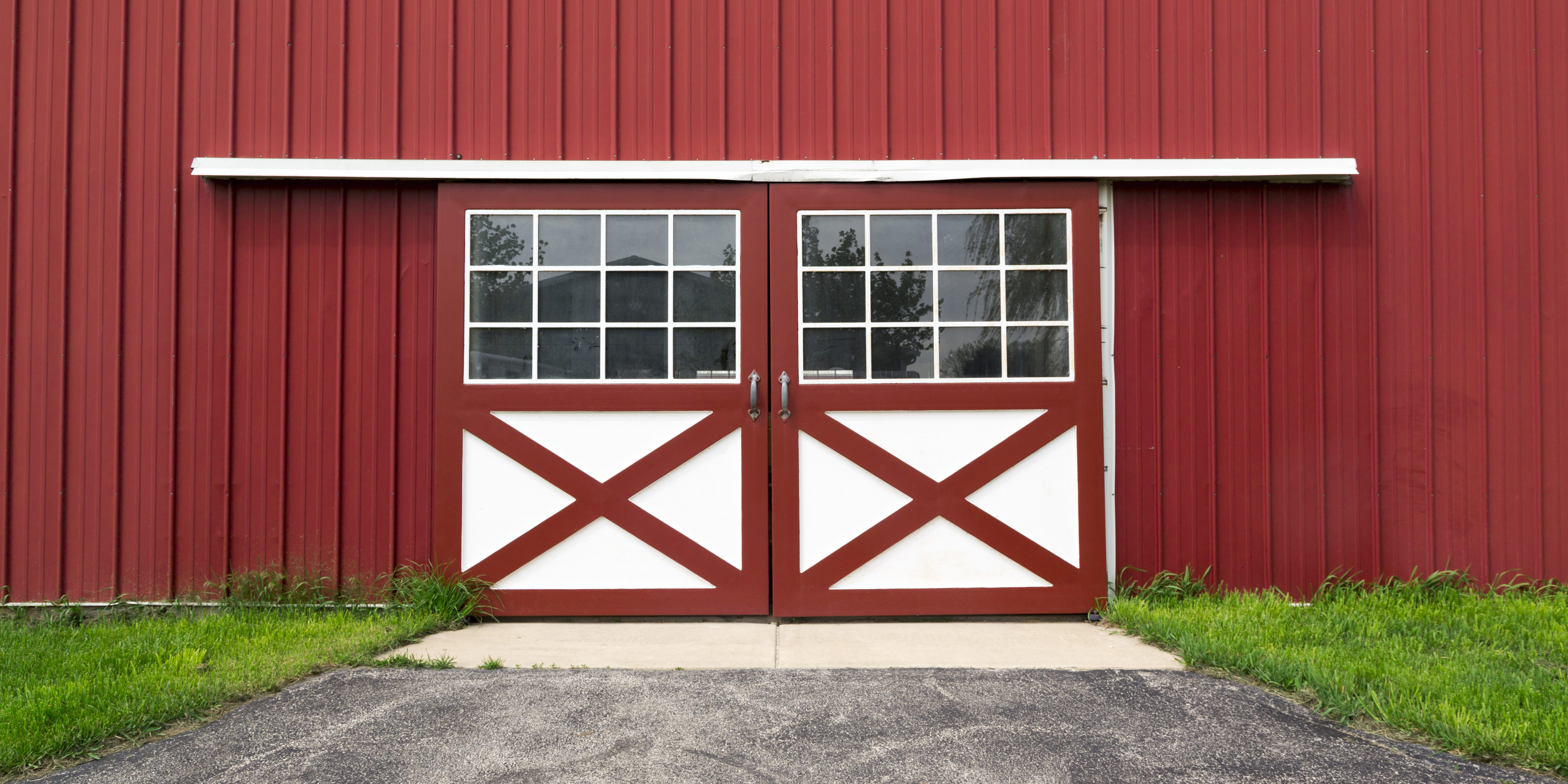 5 Advantages Of Using Prefabricated Feed Storage Barns