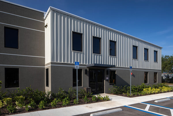 Exterior prefab industrial building with steel I beam construction system